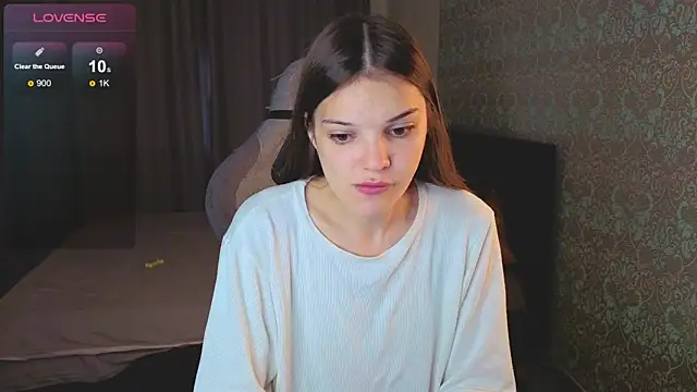 Snapshot of magic_shy_ chatting on 09-18-25, 01:18 magic shy online show from 09-18-25, 01:18