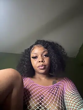 Liaprettygirl online show from 04-23-26, 06:54