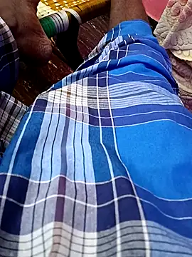 dolphiinn online show from 10-15-25, 02:28