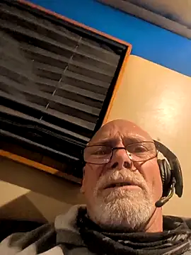 Snapshot of Deepinallthe chatting on 03-02-26, 05:08 Deepinallthe online show from 03-02-26, 05:08