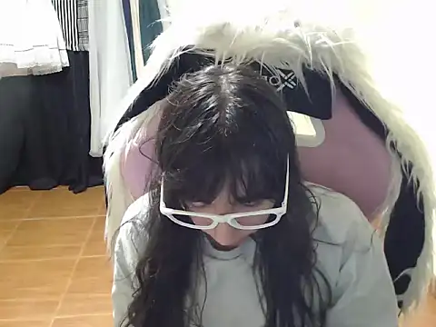 Snapshot of ScarlettShirahoshi chatting on 01-10-26, 09:05 ScarlettShirahoshi online show from 01-10-26, 09:05