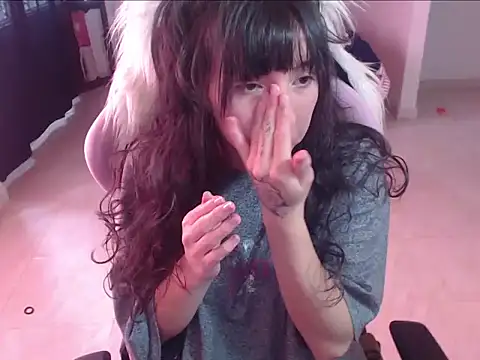 Snapshot of ScarlettShirahoshi chatting on 02-17-26, 04:46 ScarlettShirahoshi online show from 02-17-26, 04:46