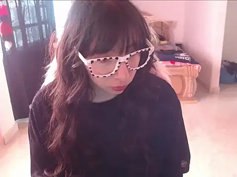 Snapshot of ScarlettShirahoshi chatting on 02-19-26, 05:31 ScarlettShirahoshi online show from 02-19-26, 05:31