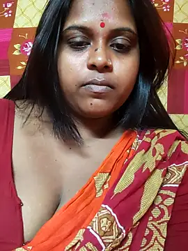 Hot-Show2 online show from 10-16-25, 10:49