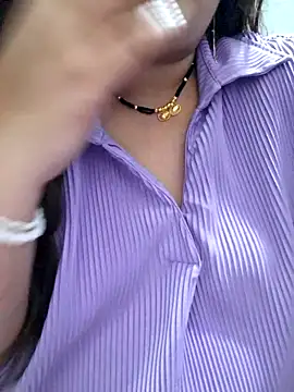 indian-hotmilfs online show from 10-02-25, 12:12