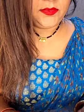 indian-hotmilfs online show from 10-19-25, 06:19