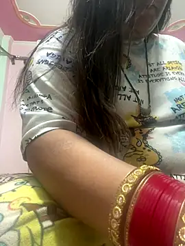 indian-hotmilfs online show from 12-14-25, 12:54