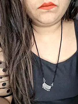 indian-hotmilfs online show from 01-14-26, 08:58