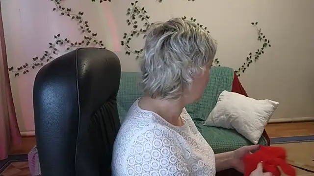 Rosette Pricky online show from 04-11-26, 02:43