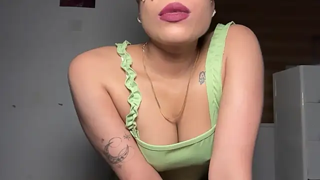 LucytheDevilQueen online show from 05-14-26, 03:30