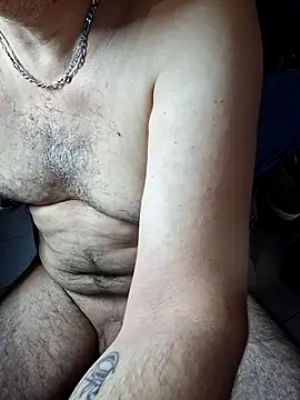 Snapshot of -Jim-Cummer- chatting on 05-31-26, 08:54 -Jim-Cummer- online show from 05-31-26, 08:54