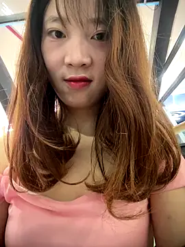 Snapshot of littleqiu chatting on 09-10-25, 08:25 littleqiu online show from 09-10-25, 08:25