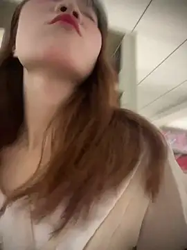 Snapshot of littleqiu chatting on 09-12-25, 07:19 littleqiu online show from 09-12-25, 07:19