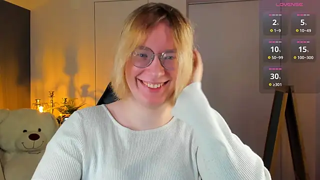 Amanda Butlerr online show from 11-14-25, 09:41