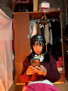 AAANINE22 online show from 10-23-25, 07:51