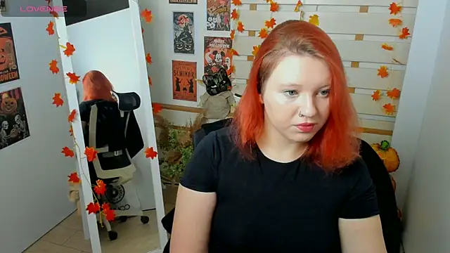 ScarletVixen  online show from 10-18-25, 06:30