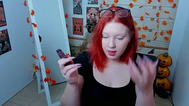 ScarletVixen  online show from 10-20-25, 06:19