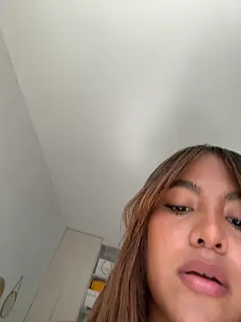 MegannHills online show from 09-14-25, 03:11