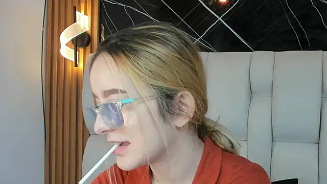 kristal joi dl online show from 12-01-25, 12:54