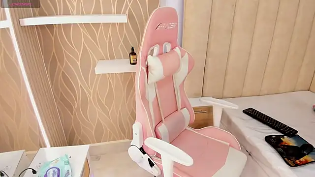 abby swith41 online show from 11-11-25, 12:49