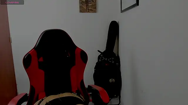 Snapshot of lilitth777 chatting on 11-08-25, 08:51 lilitth777 online show from 11-08-25, 08:51