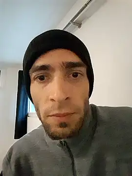 Snapshot of Kinshasa95 chatting on 01-15-26, 08:30 Kinshasa95 online show from 01-15-26, 08:30