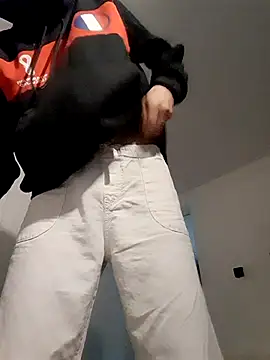 Snapshot of Kinshasa95 chatting on 02-13-26, 09:05 Kinshasa95 online show from 02-13-26, 09:05