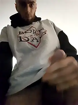 Snapshot of Kinshasa95 chatting on 02-24-26, 07:50 Kinshasa95 online show from 02-24-26, 07:50