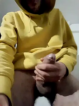 Snapshot of Kinshasa95 chatting on 03-26-26, 04:51 Kinshasa95 online show from 03-26-26, 04:51