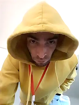 Snapshot of Kinshasa95 chatting on 03-27-26, 07:47 Kinshasa95 online show from 03-27-26, 07:47