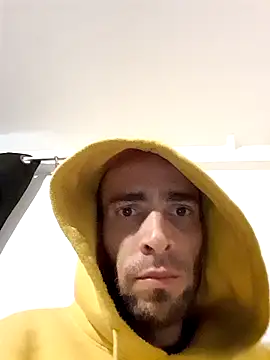 Snapshot of Kinshasa95 chatting on 03-27-26, 04:29 Kinshasa95 online show from 03-27-26, 04:29