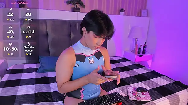 Snapshot of Creamy_Angelo chatting on 09-17-25, 04:25 Creamy Angelo online show from 09-17-25, 04:25