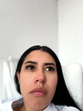 Victoria alson online show from 10-03-25, 01:41