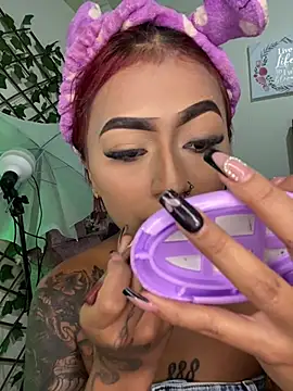 Snapshot of Dirty_isabella18 chatting on 07-18-26, 10:46 Dirty isabella18 online show from 07-18-26, 10:46