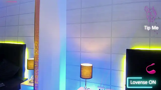 fieryluciana online show from 09-18-25, 03:41