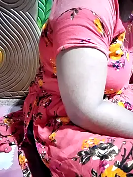 Mistompa24 online show from 10-13-25, 04:07