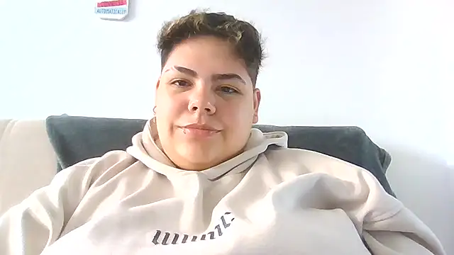 Hailey Curvy online show from 12-04-25, 05:43