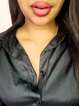 Cute merry01 online show from 03-12-26, 06:52