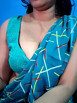 Snapshot of jaan-step chatting on 12-14-25, 04:01 jaan-step online show from 12-14-25, 04:01