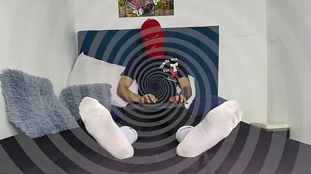 Warmteam777 online show from 11-16-25, 03:39