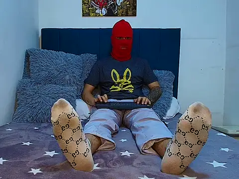 Warmteam777 online show from 11-28-25, 02:03