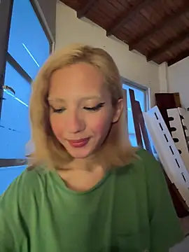 SweetBunnyGF online show from 05-03-26, 11:00