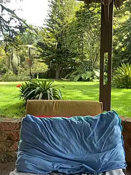 AliceMrtnz online show from 02-03-26, 06:57