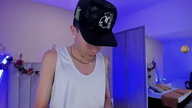 Nascary Fox online show from 12-19-25, 07:21