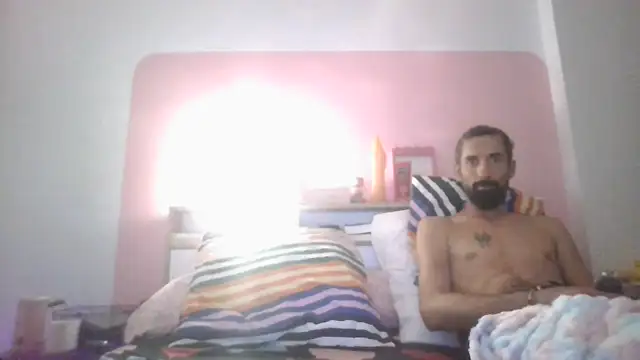CAM170919 online show from 10-22-25, 09:58