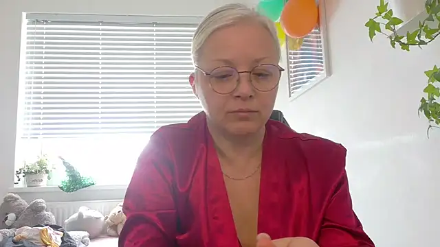 Linsy Kim online show from 02-20-26, 09:54