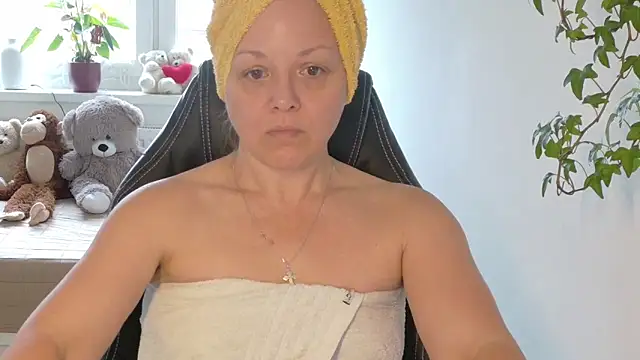 Linsy Kim online show from 03-15-26, 10:10