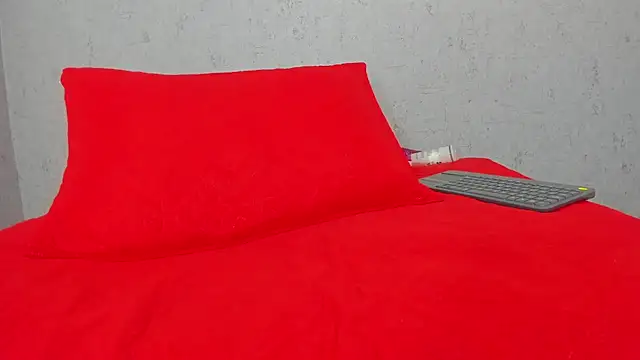 scarlett646 online show from 10-22-25, 03:07