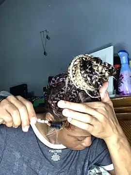 Tishrella6 online show from 01-15-26, 03:11