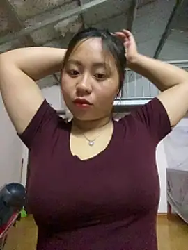 Snapshot of maianhcute chatting on 04-28-26, 01:27 maianhcute online show from 04-28-26, 01:27